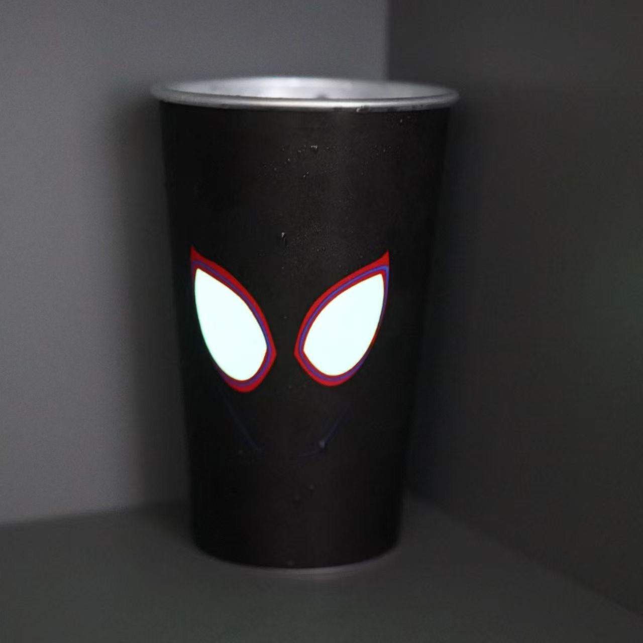 GlowSpider Reveal Cup – Color-Changing with Luminous Eyes