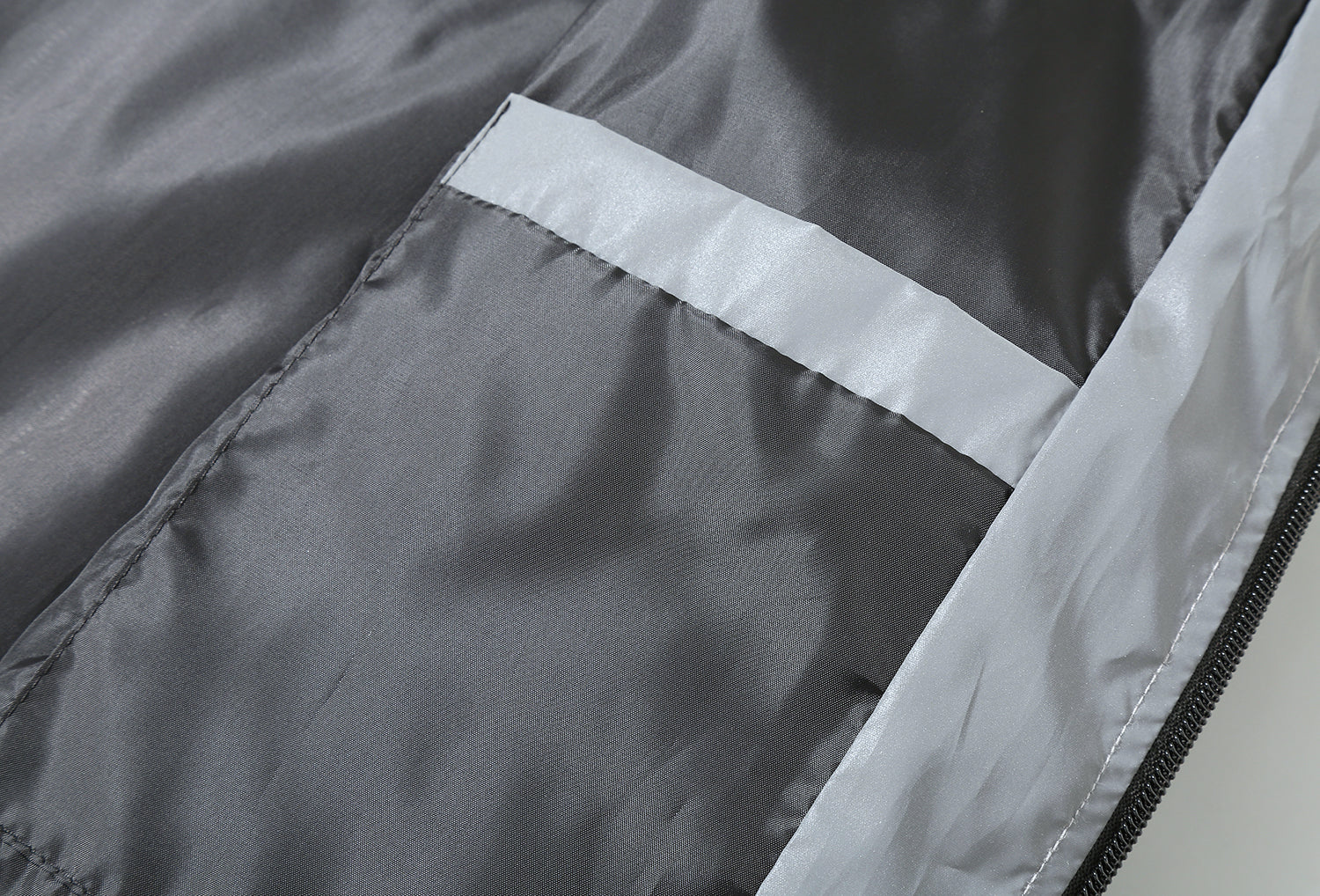 Chromashift Reflective Windbreaker – Daily Wear, Night Runs, Rides