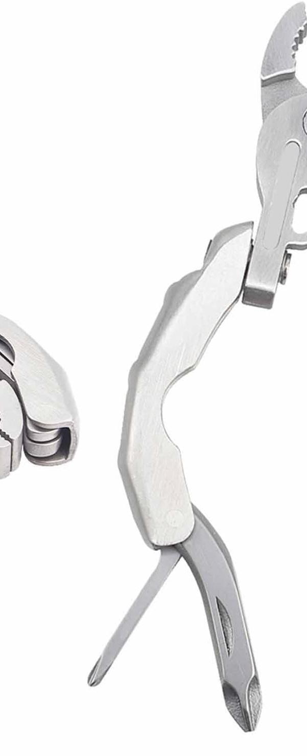 Everyday Carry 9-in-1 Keychain Multitool Pliers