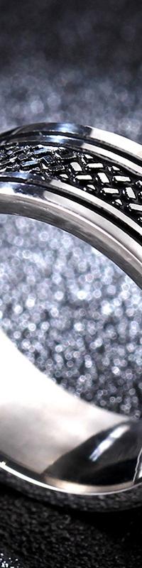 Fish Scale Stainless Steel Ring for Everyday Wear — side view