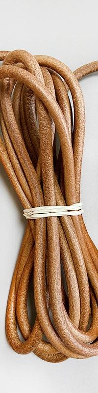 Leather-Grip Speed Jump Rope With Ball-Bearing Spin — detail view