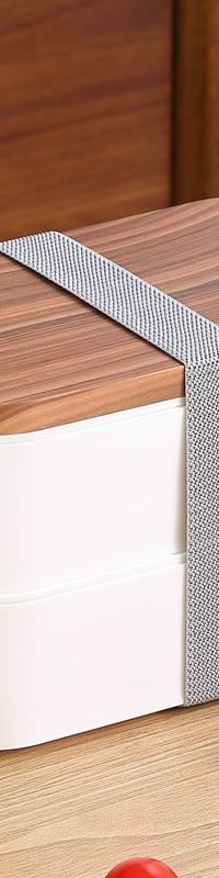 Stackable Wood-Grain Lunch Box for Fresh Meal Prep — detail view